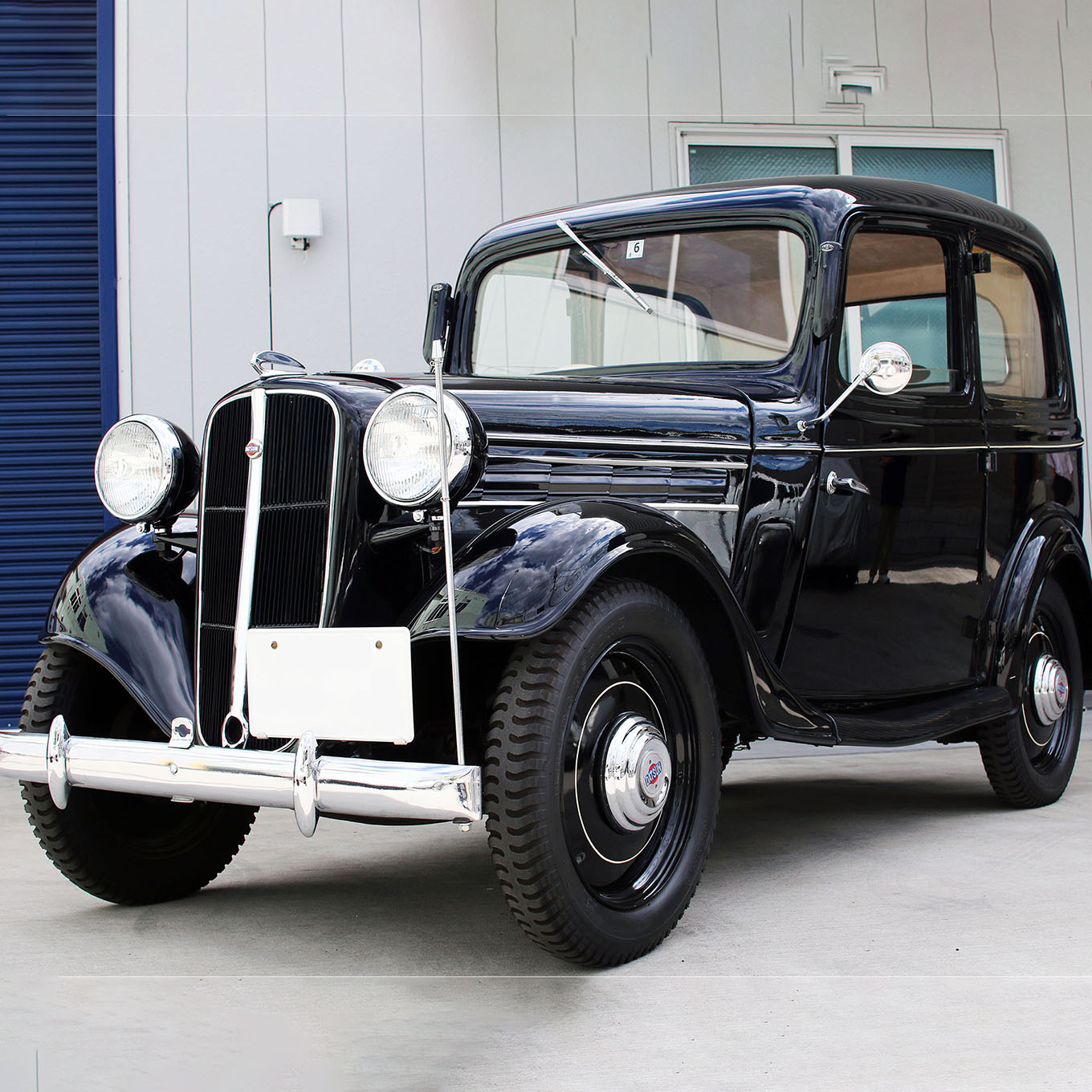 22b203 ダットサン物語 扉